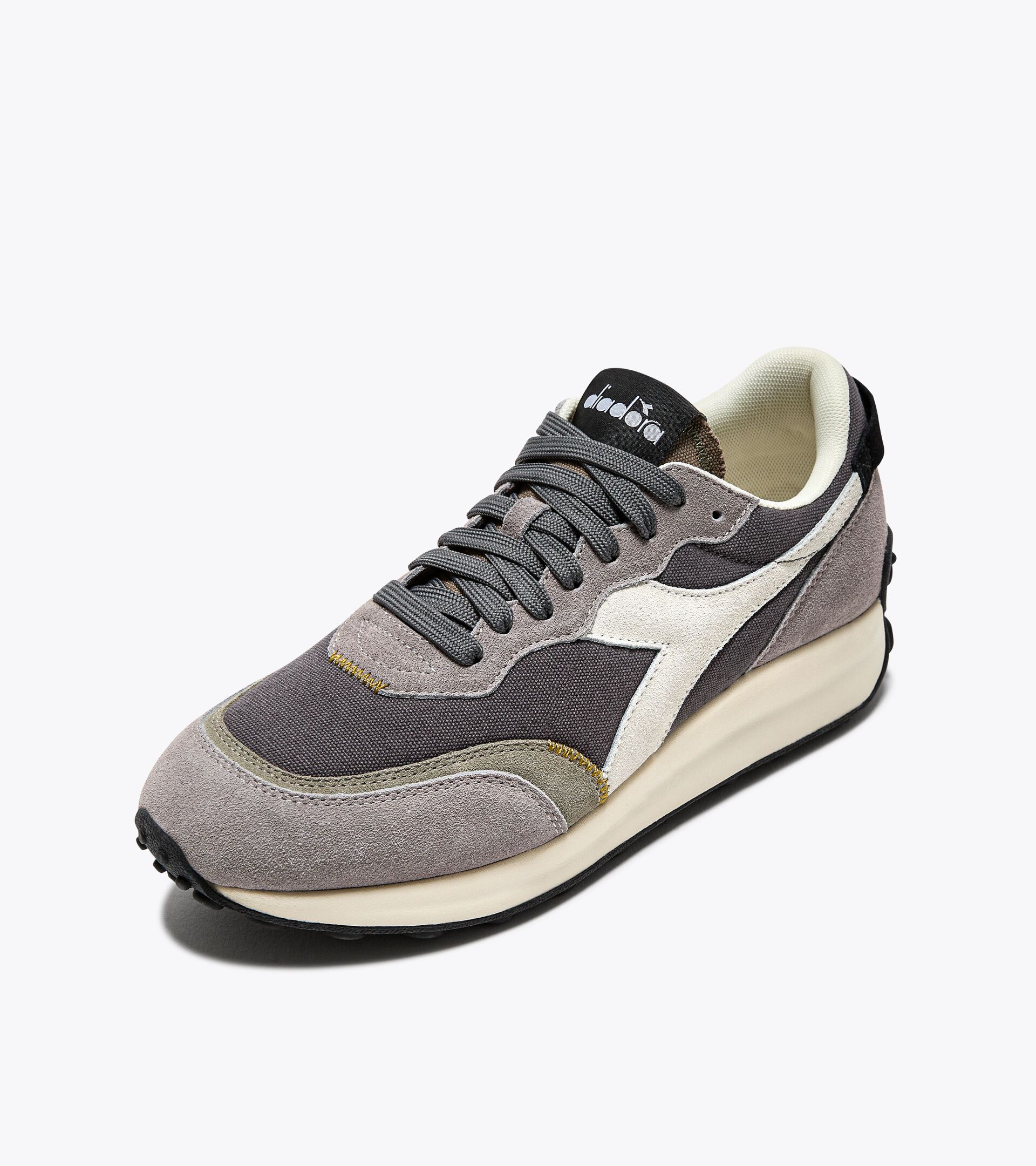 Zapatilla deportiva - Gender neutral RACE SUEDE SW NEUTRAL GRY/CASTLEROCK/DRIED - Diadora