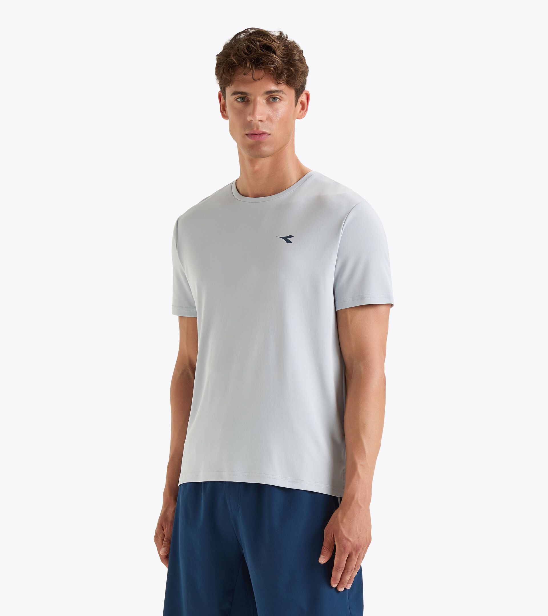 Camiseta de tenis - Hombre
 SS T-SHIRT TENNIS MICROCHIP - Diadora