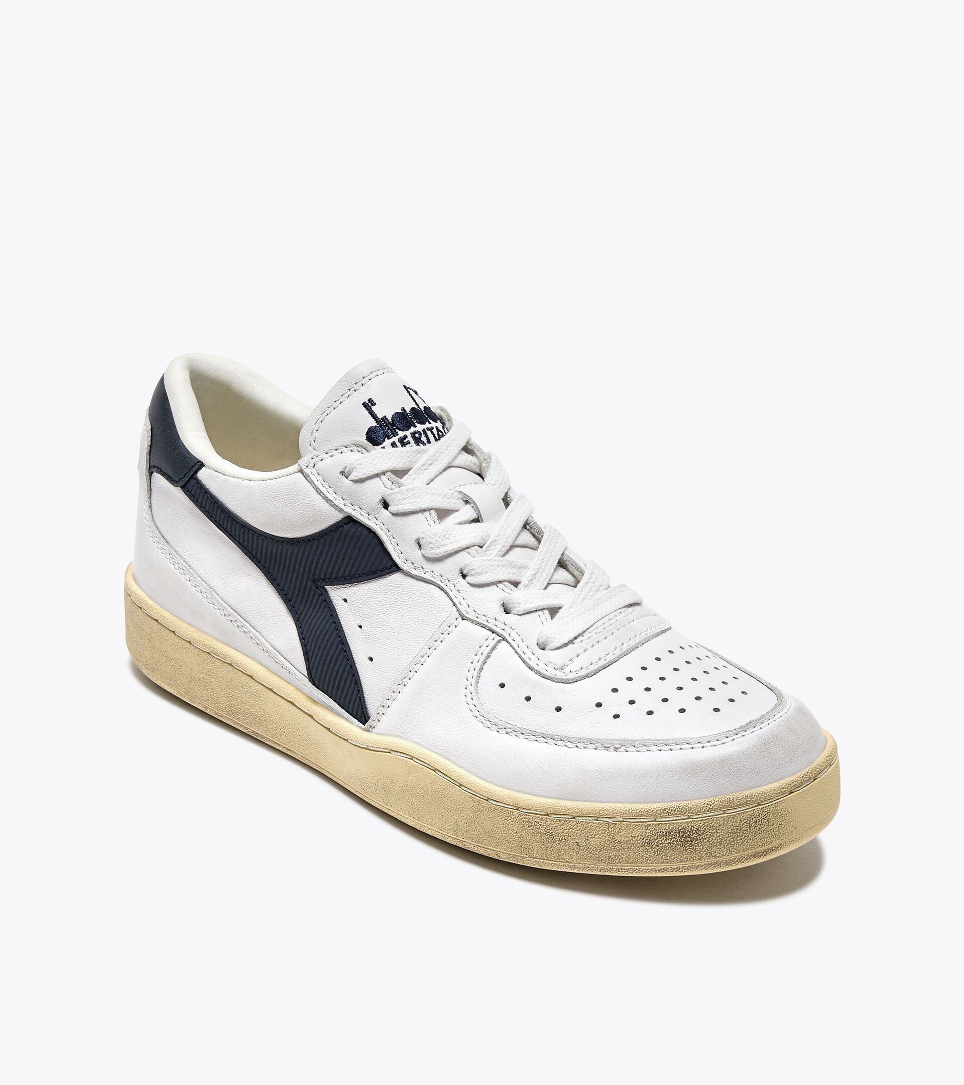 Sneakers Heritage en cuir - Genre neutre MI BASKET LOW USED BLANC/BLEU NUITS - Diadora