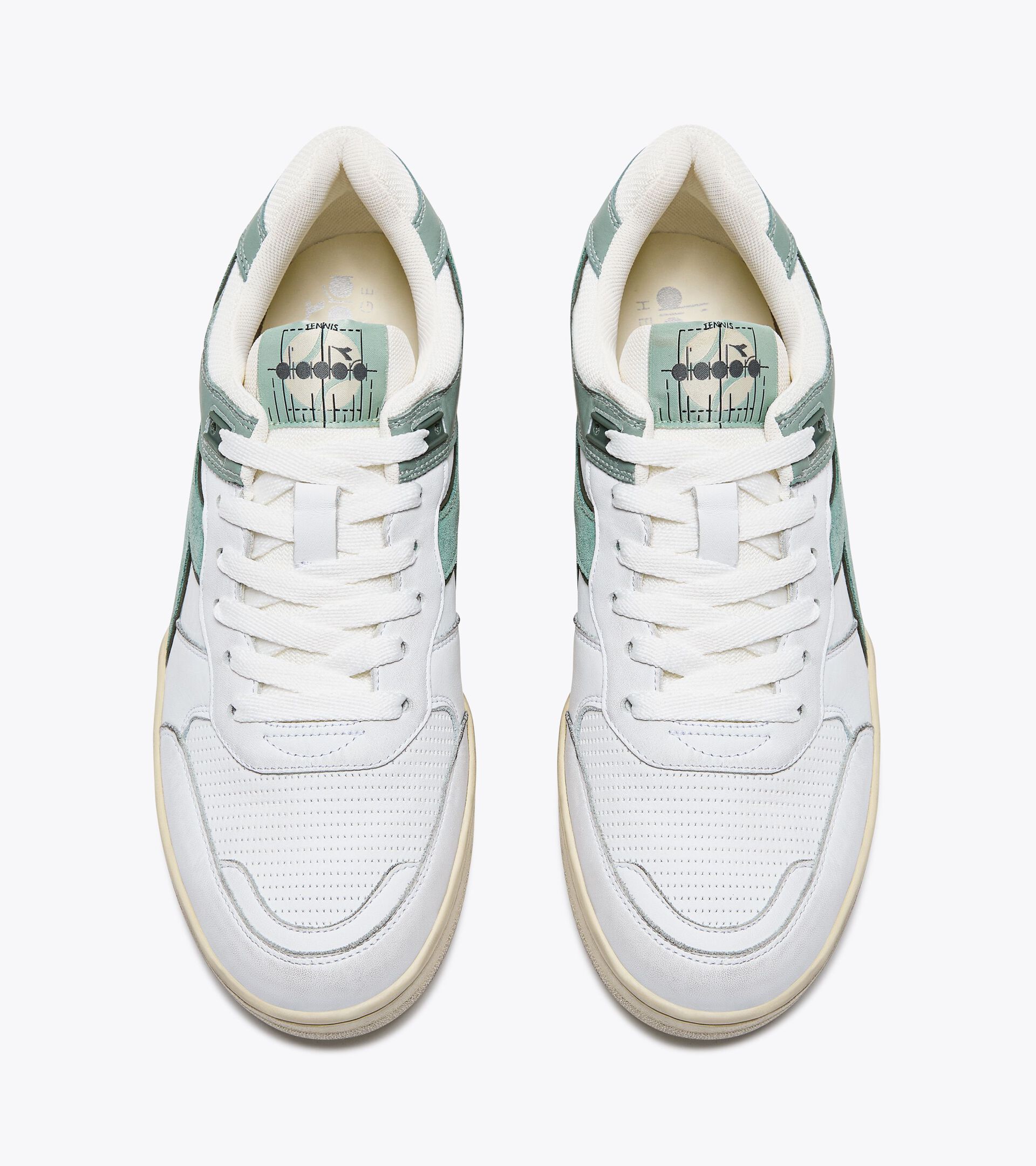 Heritage shoe - Gender Neutral B.560 USED ICEBERG GREEN - Diadora