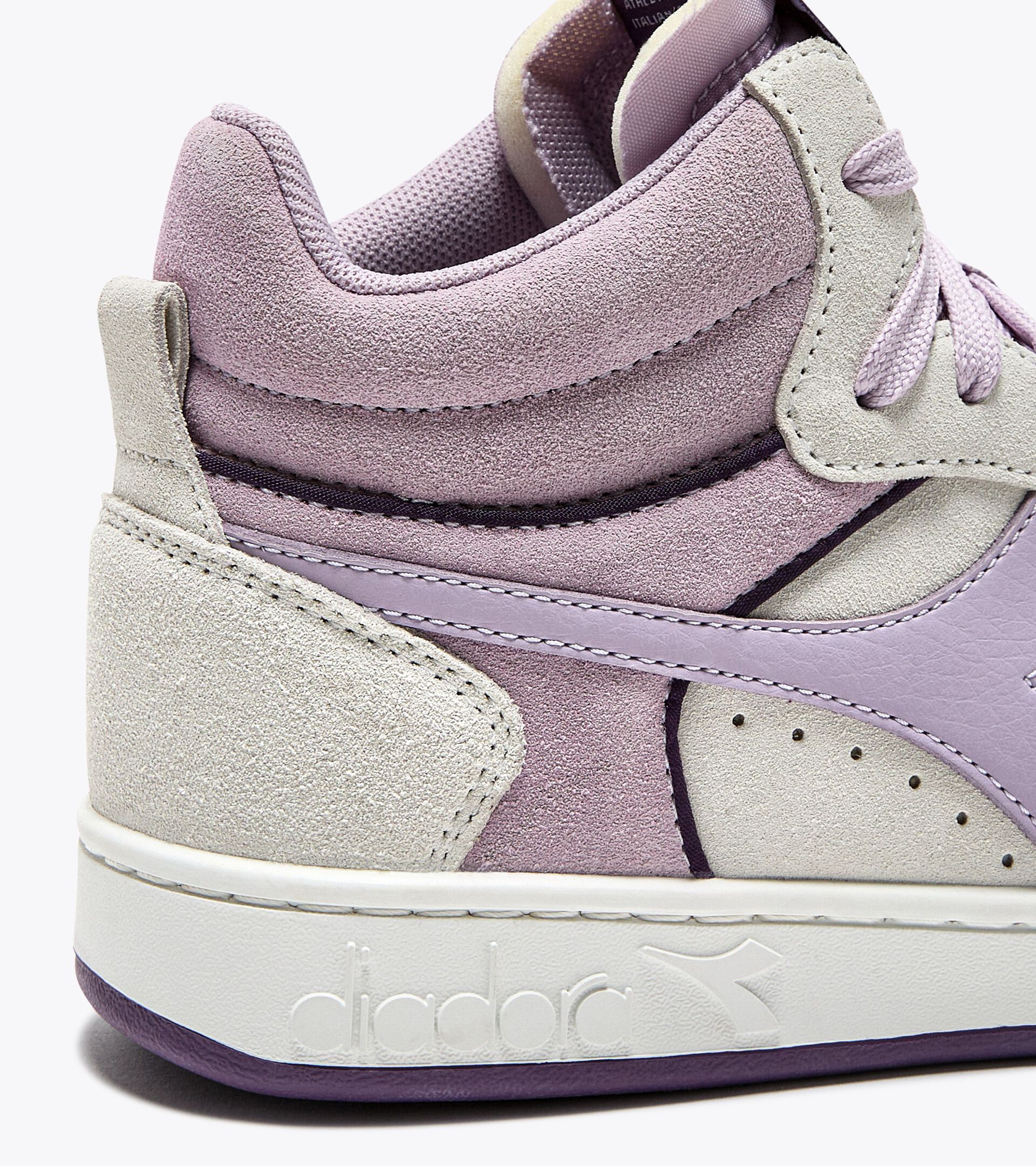 Sporty sneakers - Women MAGIC BASKET DEMI SUEDE WN BLANC DE BLANC/ORCHID PETAL - Diadora