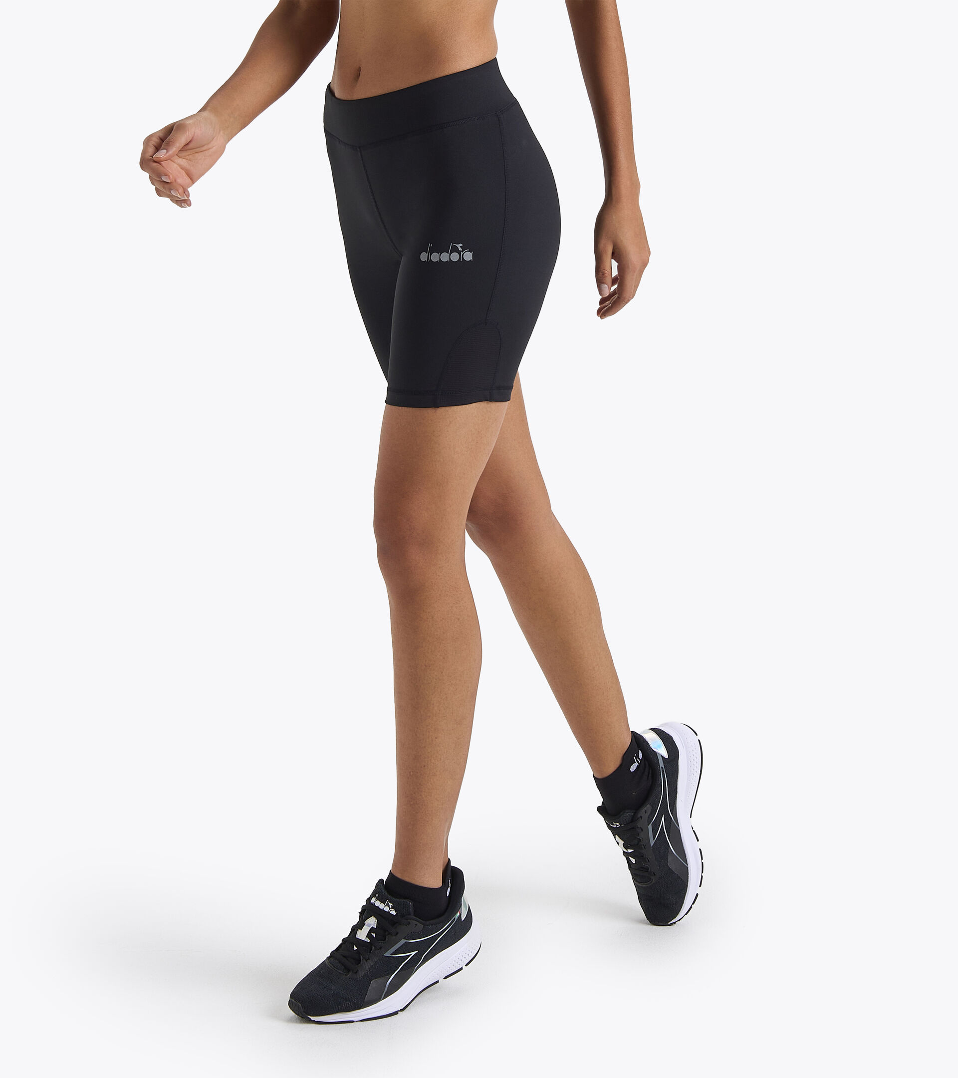 L. SHORT TIGHTS Shorts para correr - Mujer - Tienda en línea Diadora US