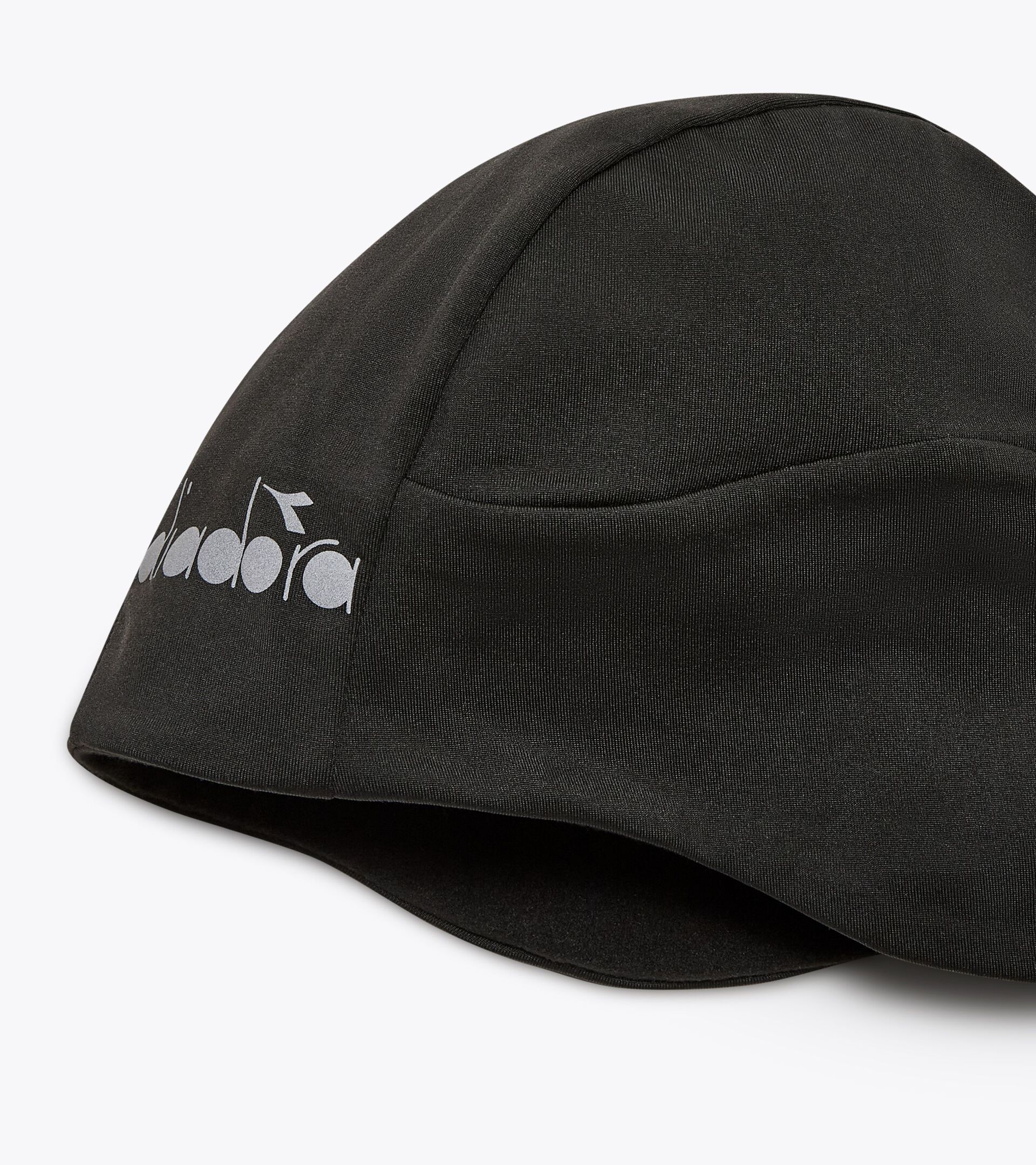 Winter sports cap - Unisex
 WINTER CAP BLACK - Diadora