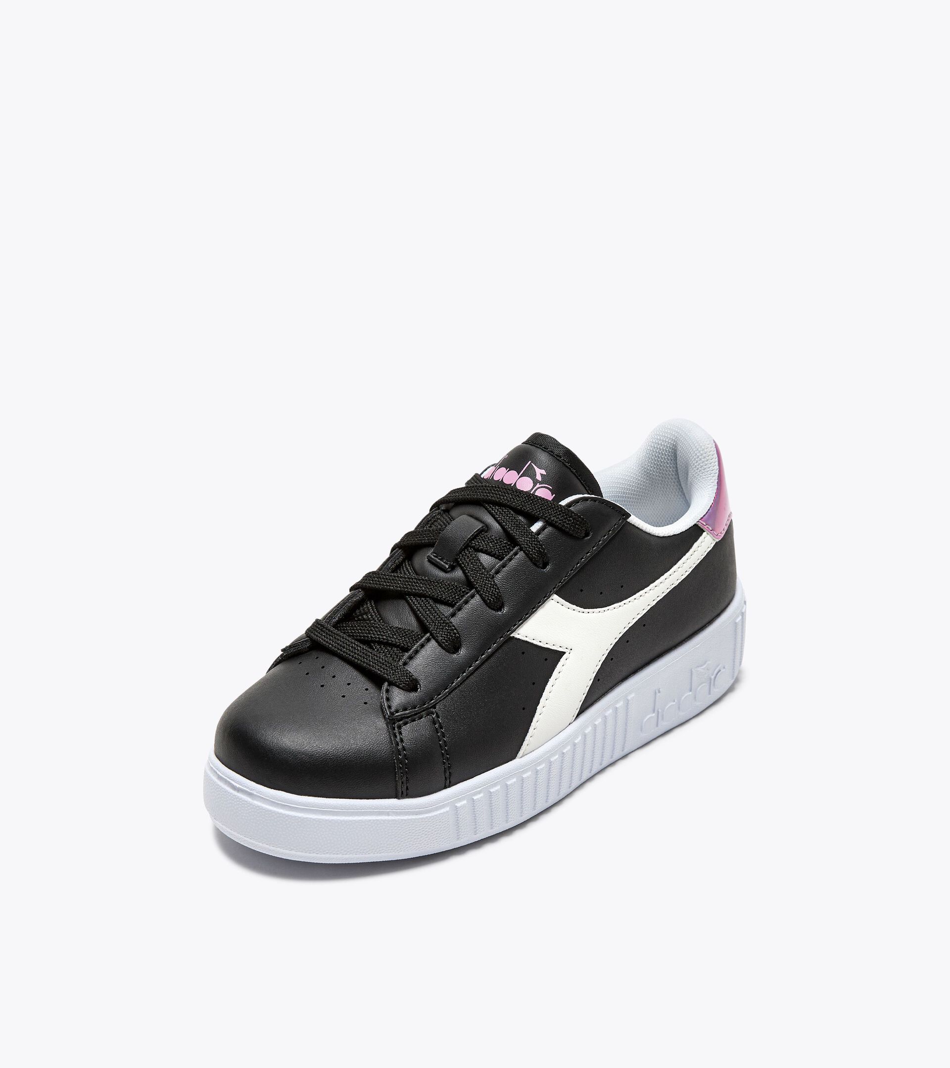 Chaussures de sport - Garçon et fille - 4-8 ans
 GAME STEP PS 2.0 NOIR/BLANC LAIT - Diadora