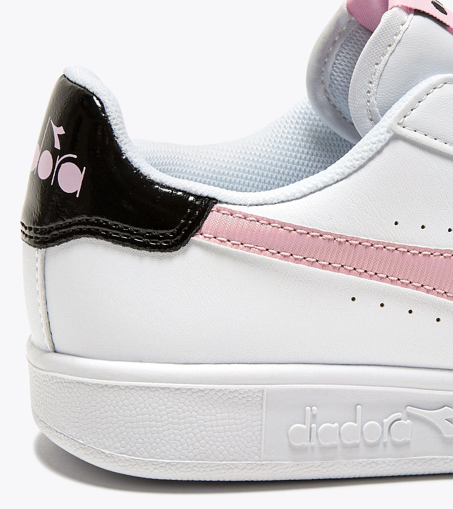 Chaussures de sport - Jeunes 8-16 ans GAME P GS GIRL WHITE/BLACK/PINK LADY - Diadora