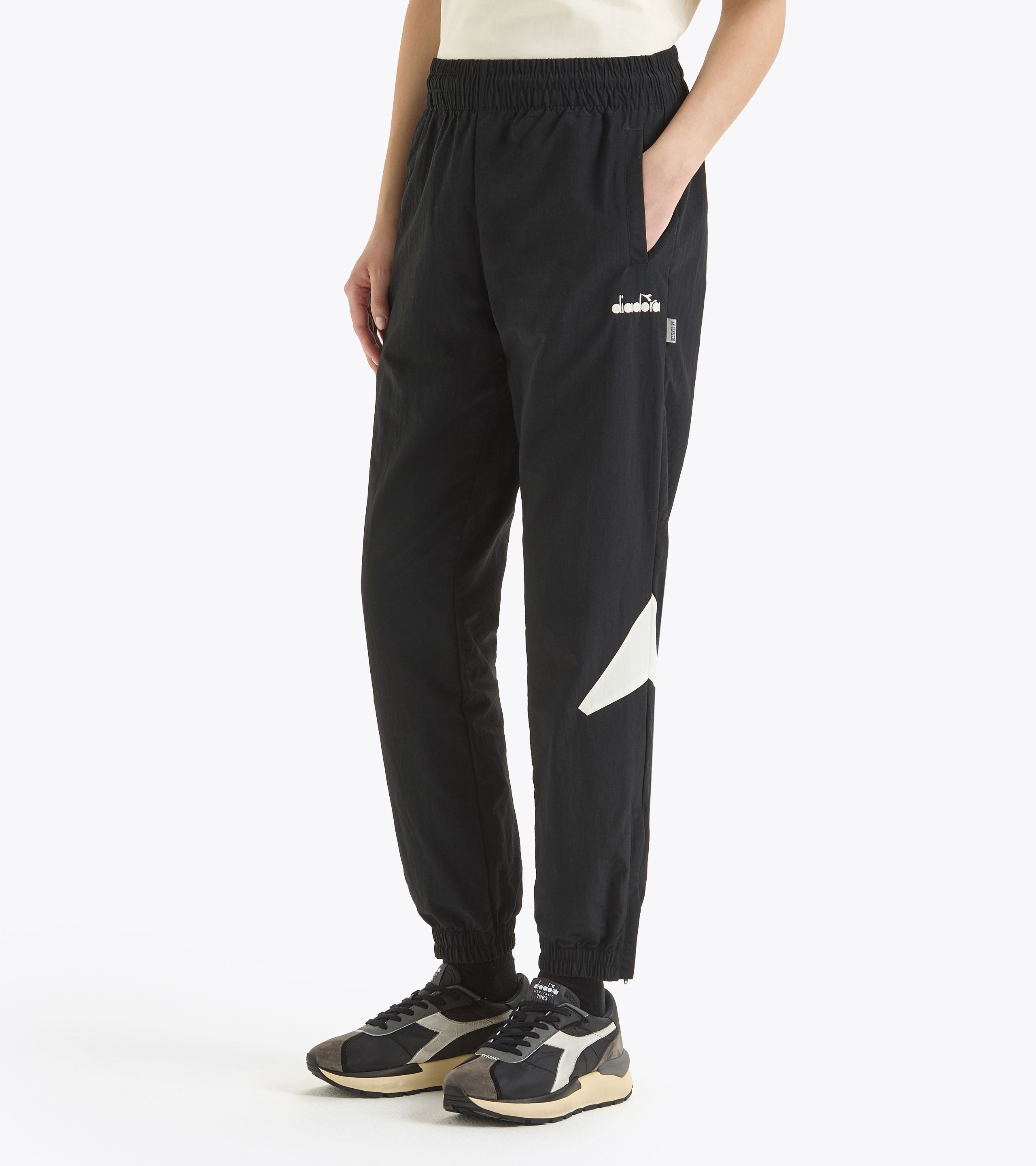 TRACK PANTS LEGACY Track pants Made in italy Gender Neutral Diadora Online Store