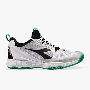 a diadora tennis shoes