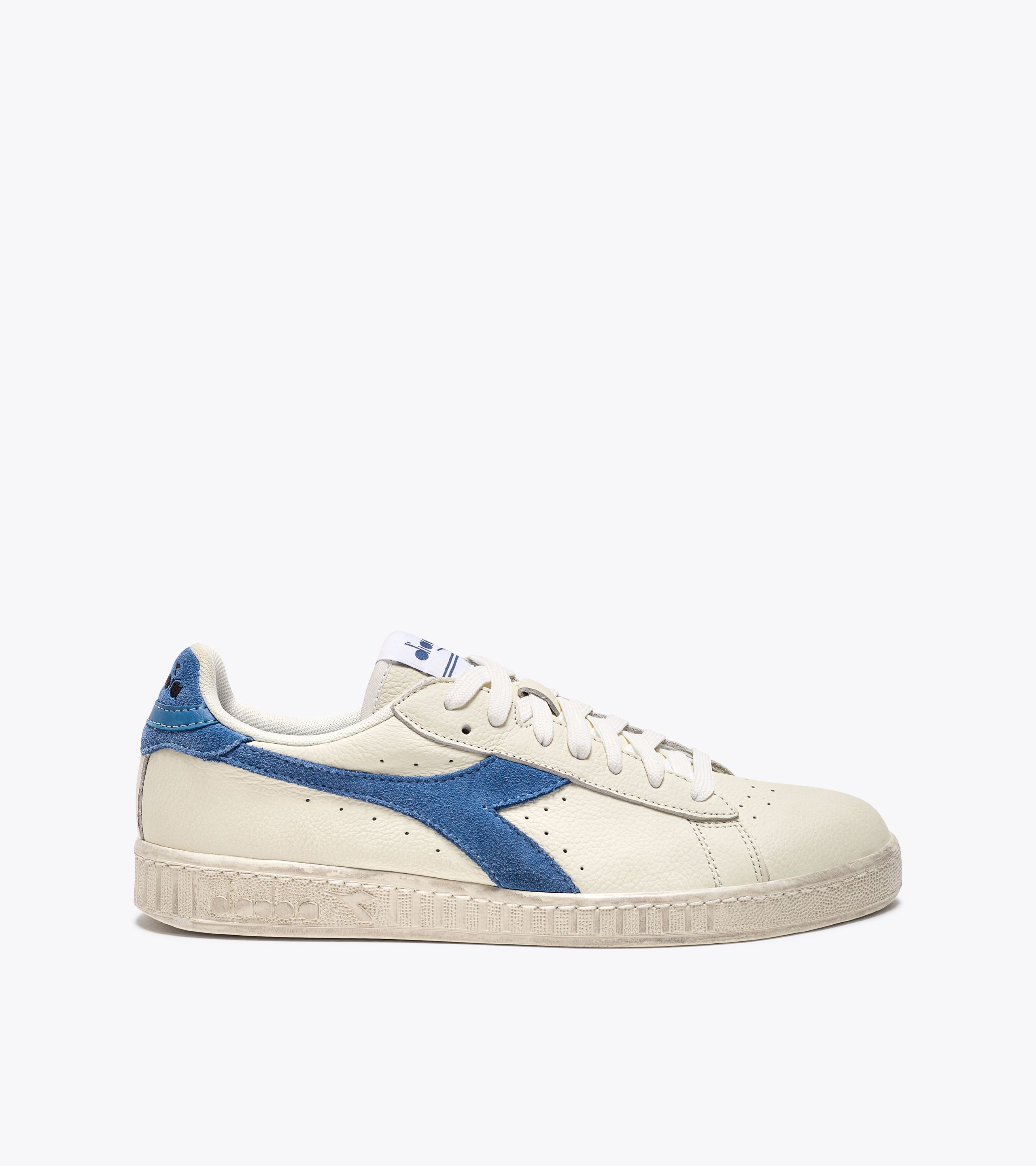 GAME L LOW WAXED SUEDE POP Sporty sneakers - Gender neutral - Diadora ...